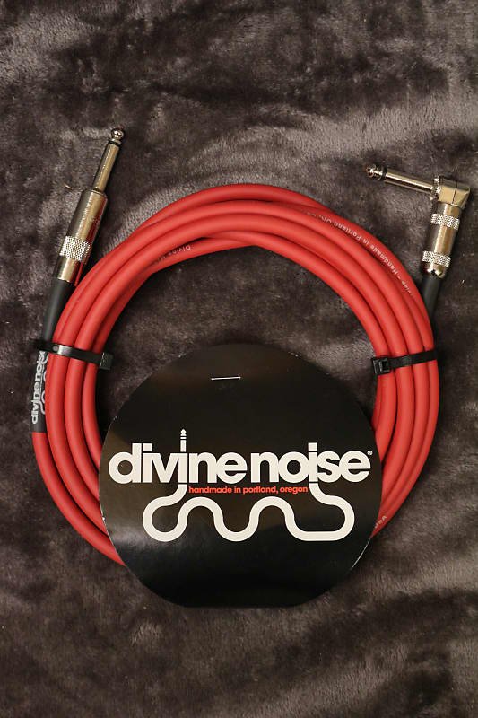 Divine Noise 15ft Instrument Cable ST-RA (Straight-Right Angle) Red *Free Shipping in the USA*