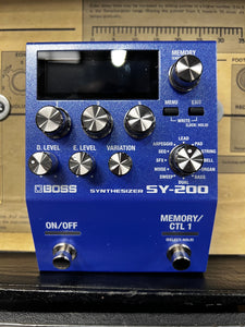 Boss SY-200 Synthesizer Used