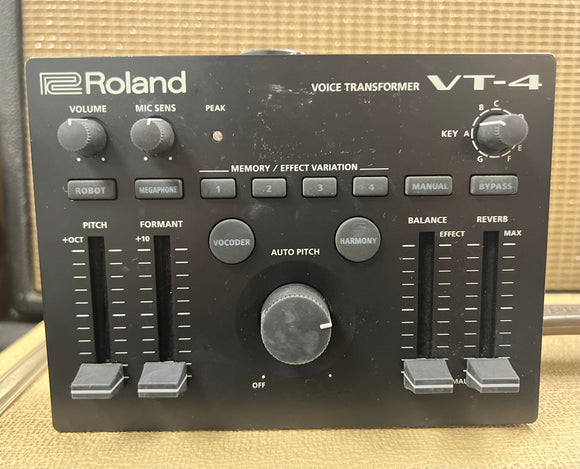 ROLAND VT-4 Vocal Transformer Used