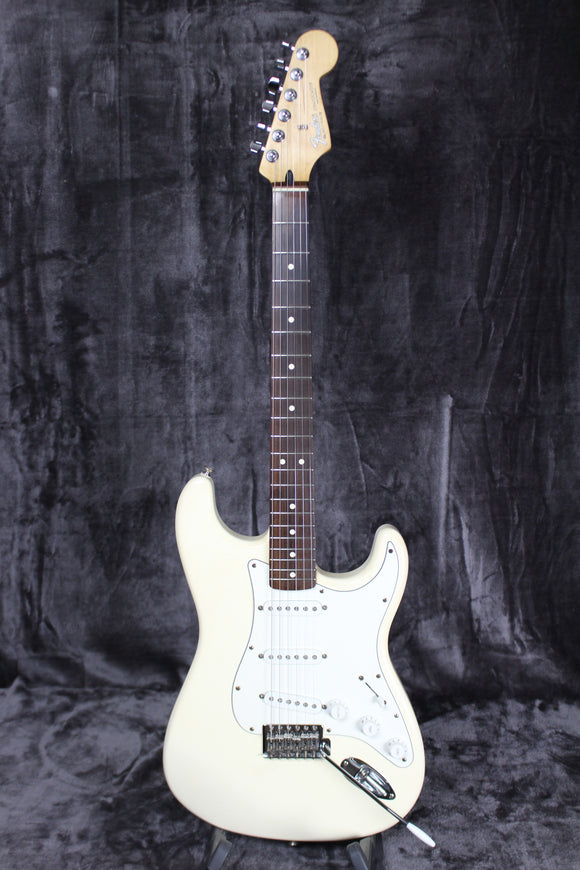 2002 Fender MIM Stratocaster