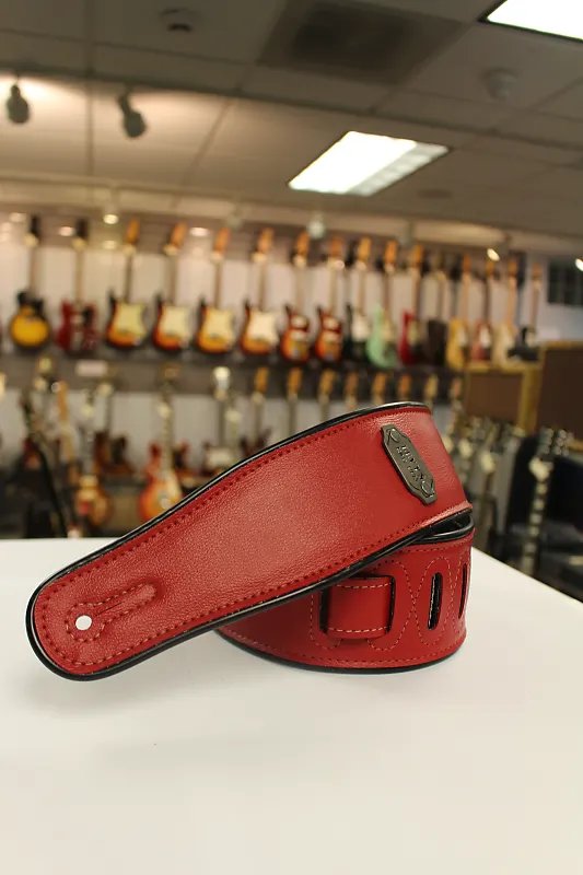 Levy's M26VP-Red-Black Reversible Red/Black Vinyl Guitar Strap *Free Shipping in the USA*